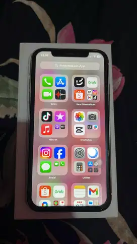 IPhone 11 64gb inter hp dus batok casan saja