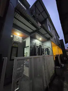 Dijual Rumah Siap Huni 2 Lantai Balcony Nego (BU)