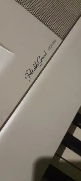 YAMAHA GDX660 like new