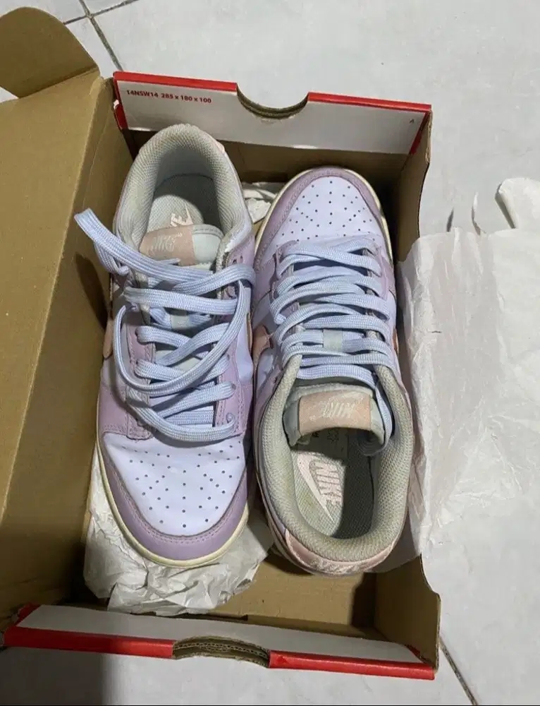 Sepatu Sneaker DUNK LOW EASTER 2022