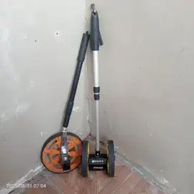 Meteran dorong Krisbow 2 set kondisi normal nego gan.