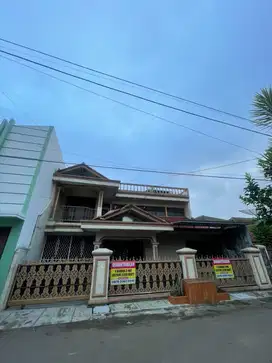 Dikontrakan rumah pertahun tinggal pake sudah renovasi nyaman