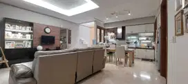 Rumah Mewah Bagus Siap Huni di Ciumbuleuit Bandung