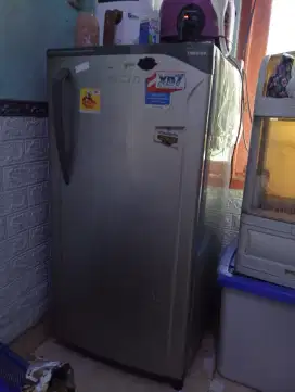 Kulkas Toshiba 1 pintu