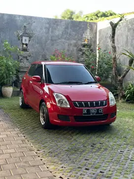 SWIFT ST 2008 MATIC ISTIMEWA