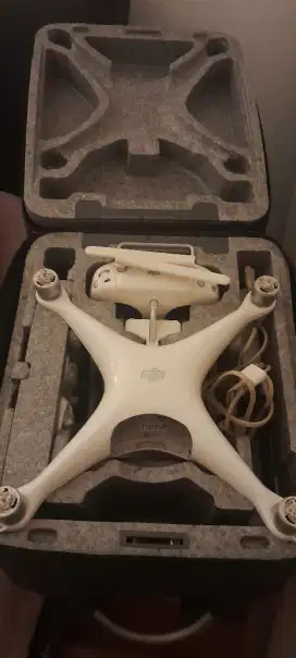Drone DJI Phantom 4