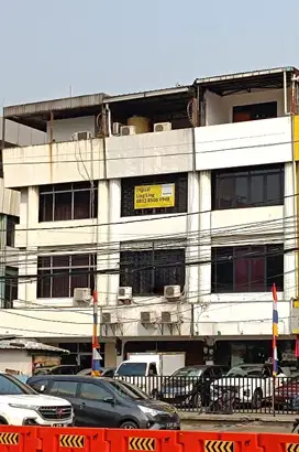 Dijual Ruko 3,5 LT Siap Pakai|Turun Harga|Strategis - Tomang Raya