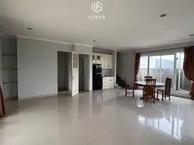 Dijual townhouse 3br harga murah area pejaten barat ada pool