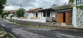 Dijual Rumah di Jl Gombel Permai, Srondol - Semarang