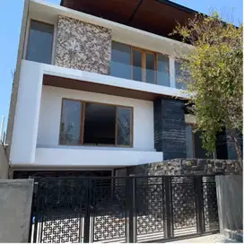 Dijual Rumah Baru Gress Graha Famili Surabaya Barat