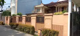 Rumah 2Lantai Clasik Mewah Murah Luas di Billymon Pondok Kelapa Jaktim