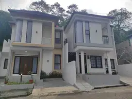 Dijual Rumah 2 Lantai Mewah DiPusat Kota View Asri (SIC) Kota Bandung