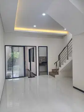 DIJUAL RUMAH BARU GRESS 2 LANTAI VILLA KALIJUDAN