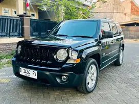 Jeep Patriot 4x4 Limited 75th Anniv Full Option Sunroof IRIT Pajak NEW