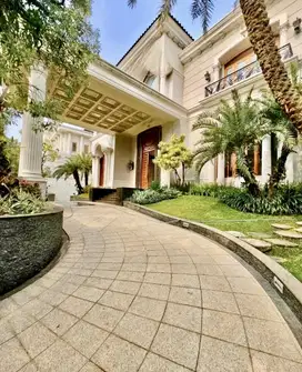 Dijual Rumah Bukit Golf Pondok Indah ada Swimming pool 215879