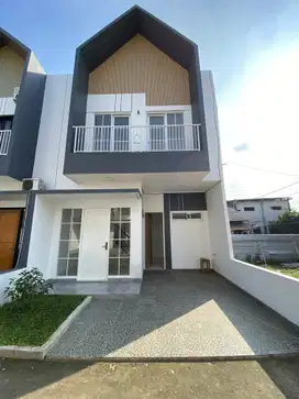 Rumah Baru dalam Cluster Bebas Banjir di Jatikramat jatiasih Belasi