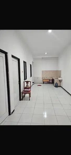 O DIJUAL RUMAH 4 LANTAI DI GRAND PORIS, TANGERANG LETAK STRATEGIS