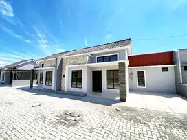JUAL CEPAT Rumah cluster Pesan Bangun pinggir jalan ramai