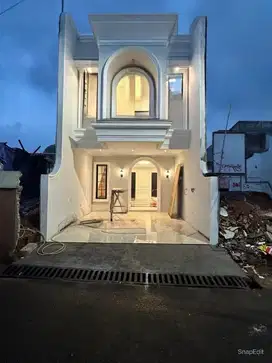 DIJUAL RUMAH MEWAH SIAP HUNI DI KAHFI 1 STRATEGIS DEKAT KEMANA MANA