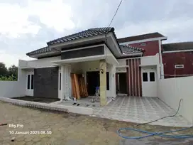 RUMAH BARU SIAP HUNI dekat PSAR JANGKANG JL.KALIURANG KM 12SLEMAN YK