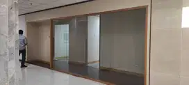 SEWA KANTOR DI JAKARTA SELATAN MAYAPADA 63M² PATISI 235K NEGO