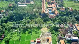 Tanah Los Sungai Tirta Tawar Ubud Gianyar bali
