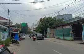 Rumah di Jl Raya Angkur Kp Ambon Jaktim Cocok untuk Kos kantor Resto