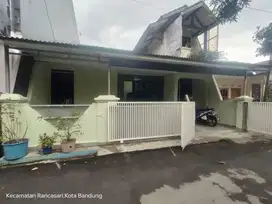 Di jual rumah siap huni terawat di perumahan riung  bandung