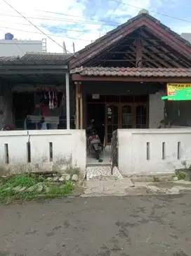 Dijual rumah di Serua Ciputat -ysti