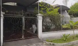 DIJUAL RUMAH HITUNG TANAH LOKASI FAVORITE  DARMAHUSADA INDAH BARAT
