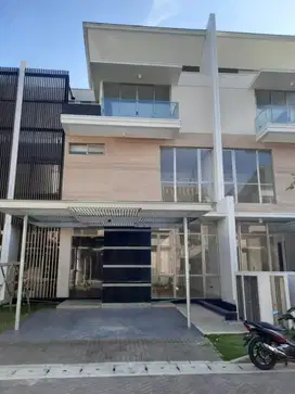 RUMAH BRAND NEW CLUSTER CHOPIN GOLF ISLAND PIK