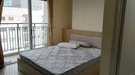 Disewakan Apartemen Cosmo Mansion 3BR