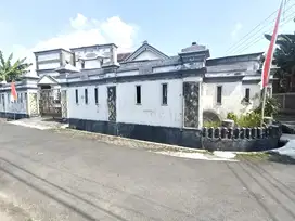 Rumah 2Lt Luas Kokoh Strategis di Sukoharjo