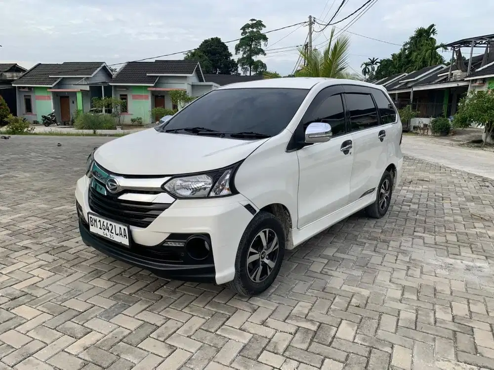 Daihatsu xenia R sporty 2018