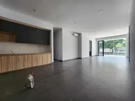 Rumah Mewah baru Hook Alam Sutera depan Sports Club