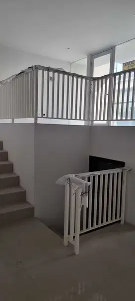 Dijual rumah Citra8 aero mansion, siap huni