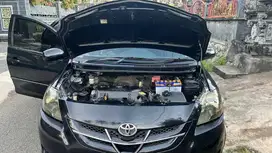 Jual Vios hitam