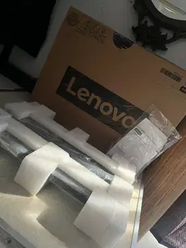 Laptop Lenovo v14 g2 itl core i3