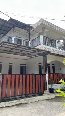 Rumah Nyaman 2 Lantai Jababeka dekat semua fasilitas