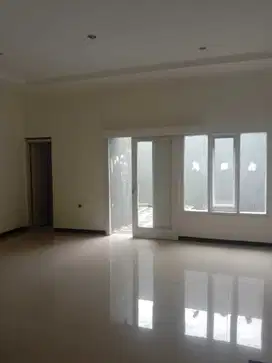 Jual rumah 2 lantai karasak