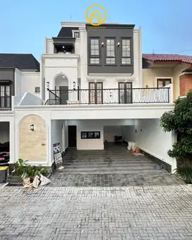 Rumah Mewah American Classic dalam Townhouse Jakarta Selatan