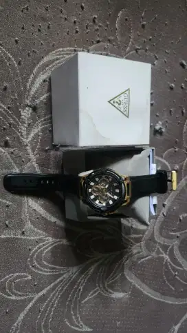 Jual Cepat BU Jam Tangan Guess