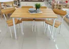 Dijual cepat meja makan minimalis set