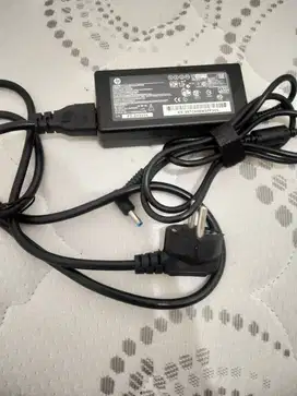 Adaptor Laptop HP