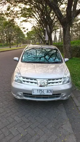 Nissan LIVINA XR 2010 MATIC (PAJAK HIDUP)