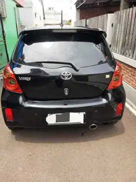 Yaris J mt 2013