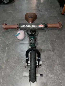 London taxi push bike very good condition jarang pake