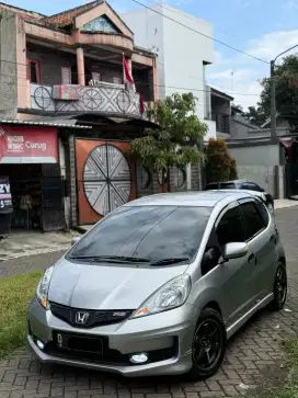 Honda Jazz RS AT Facelipt 2011 Surat2 Lengkap pajak isi mulus rwatan