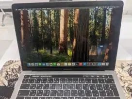 DIJUAL MACBOOK PRO 2020