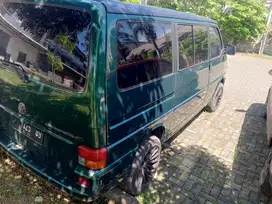 Volkswagen Caravelle 1999 Bensin